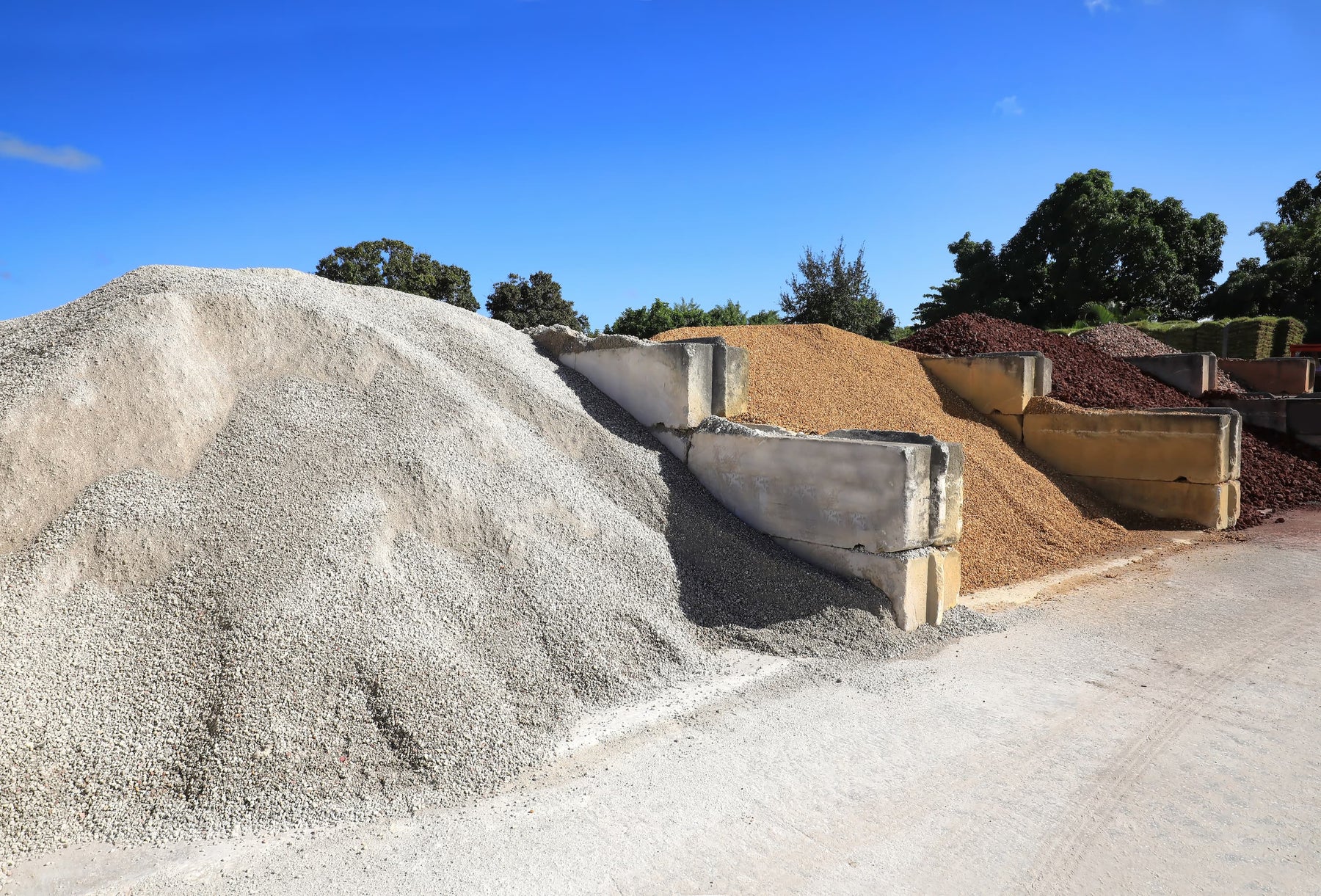 Which Type of Landscape Sand Is Right for Your Utah Project?